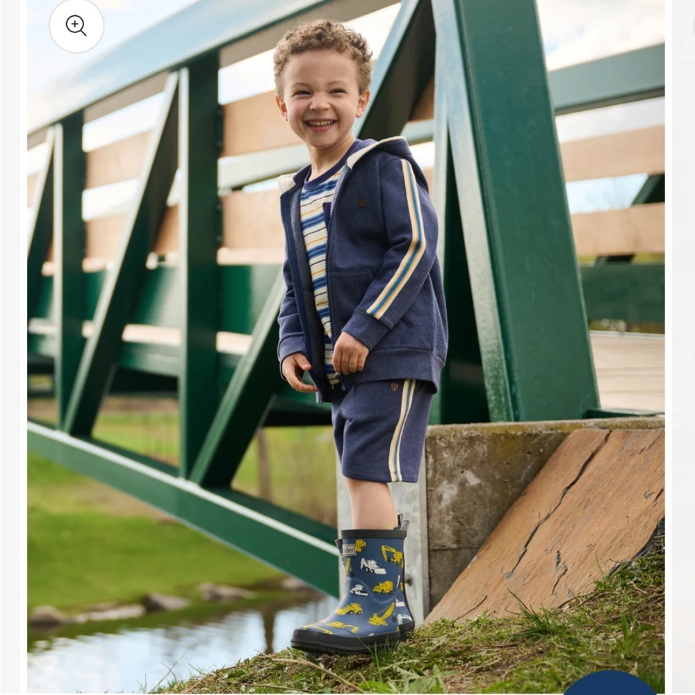 Hatley Boys Patriot Blue Pull On Shorts - Picture 2 of 8